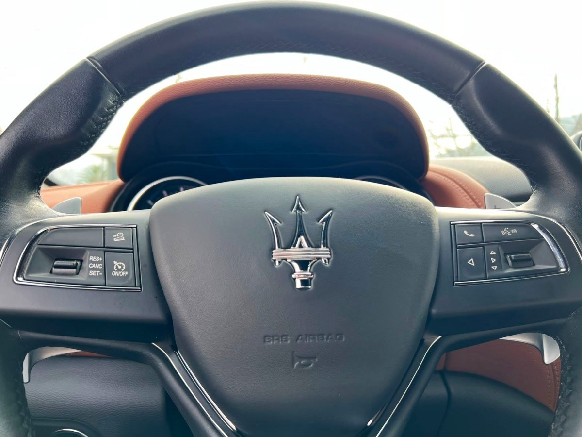 2023 Maserati Levante miniatura 13