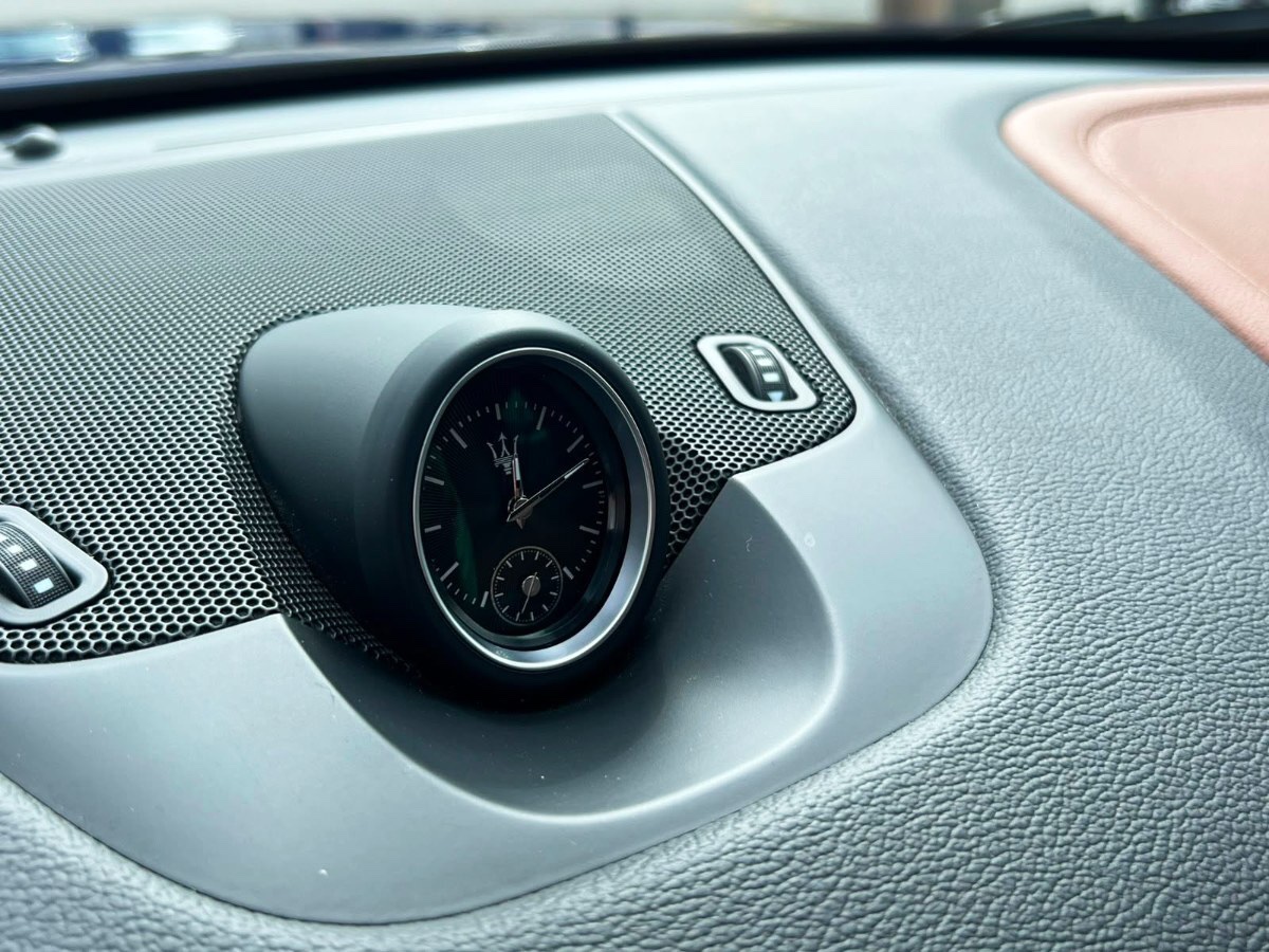 2023 Maserati Levante miniatura 16