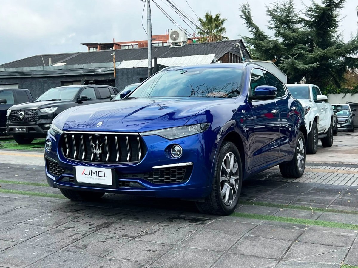 2023 Maserati Levante miniatura 3