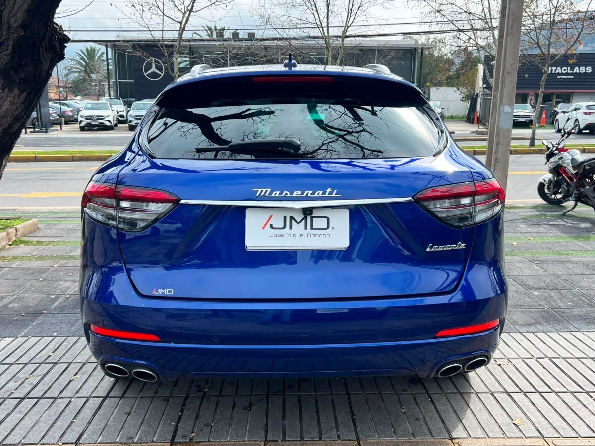 2023 Maserati Levante miniatura 5