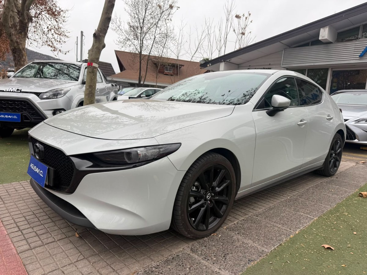 2025 Mazda 3 imagen 1