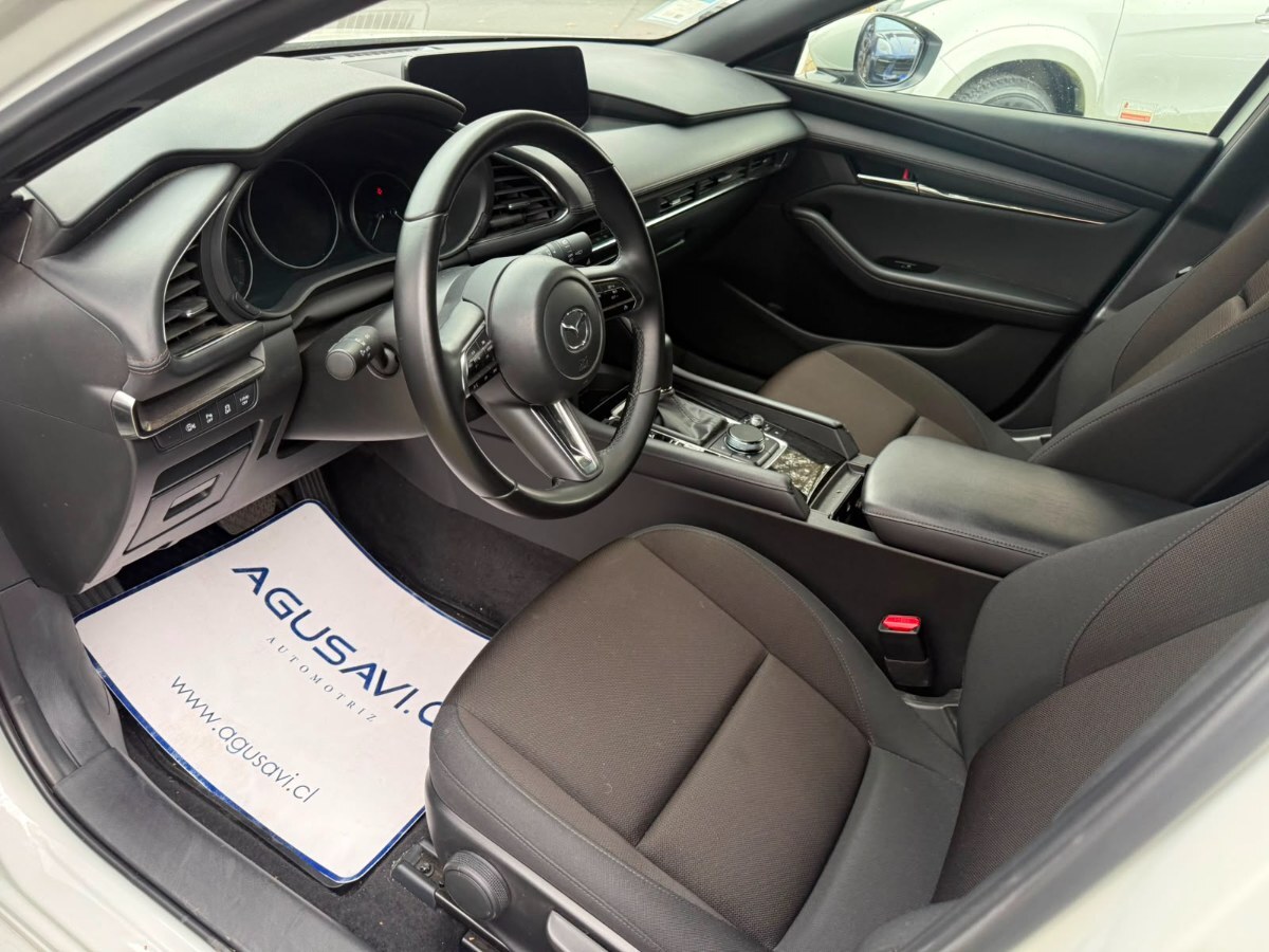 2025 Mazda 3 miniatura 8