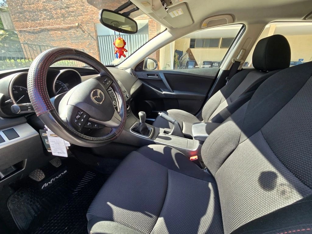 2014 Mazda 3 Sport miniatura 14