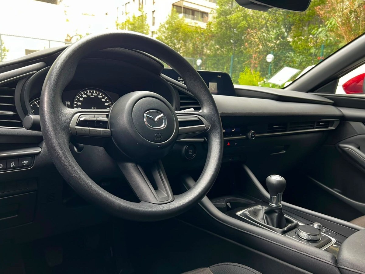 2024 Mazda 3 Sport miniatura 8