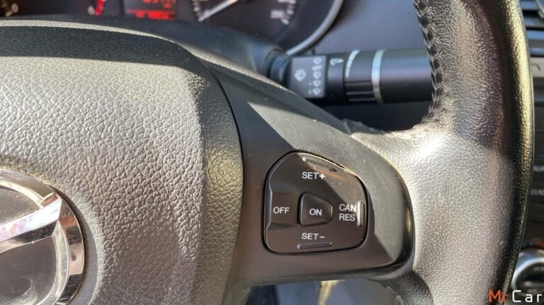 2017 Mazda BT-50 miniatura 17