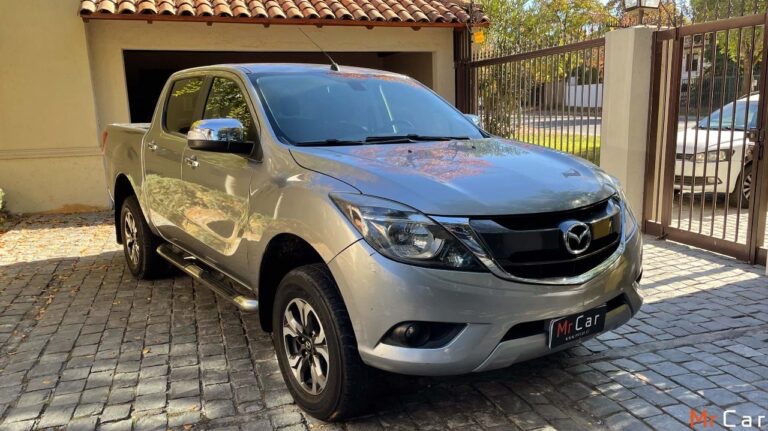 2017 Mazda BT-50 miniatura 2