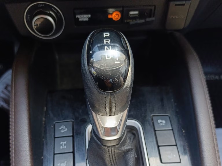 2022 Mazda BT-50 miniatura 17