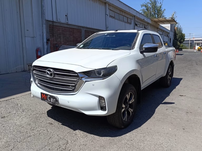 2022 Mazda BT-50 miniatura 2