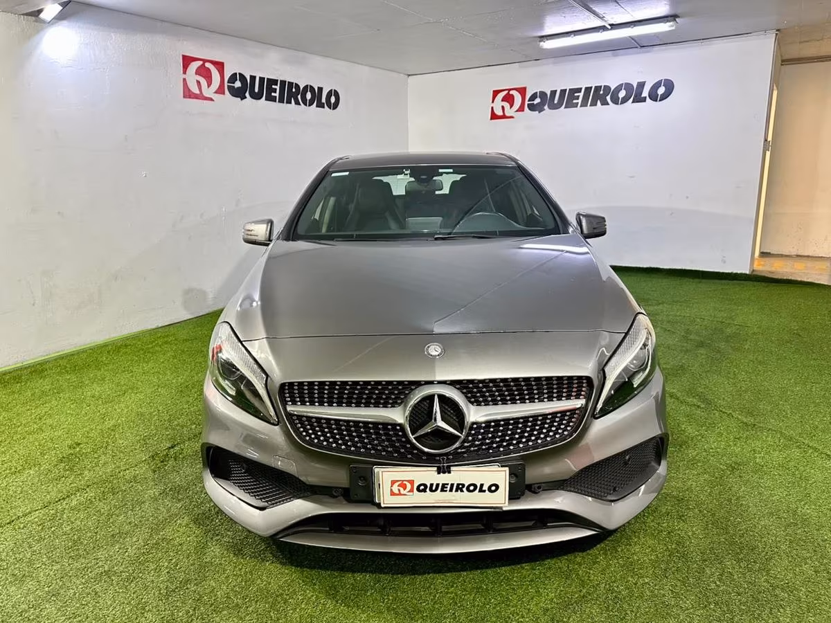 2017 Mercedes Benz A200 miniatura 4