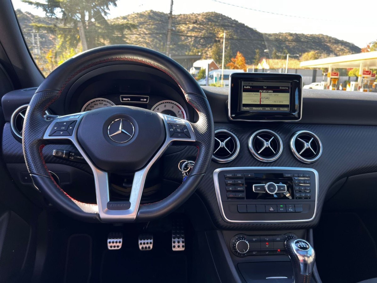 2014 Mercedes Benz A200 miniatura 10