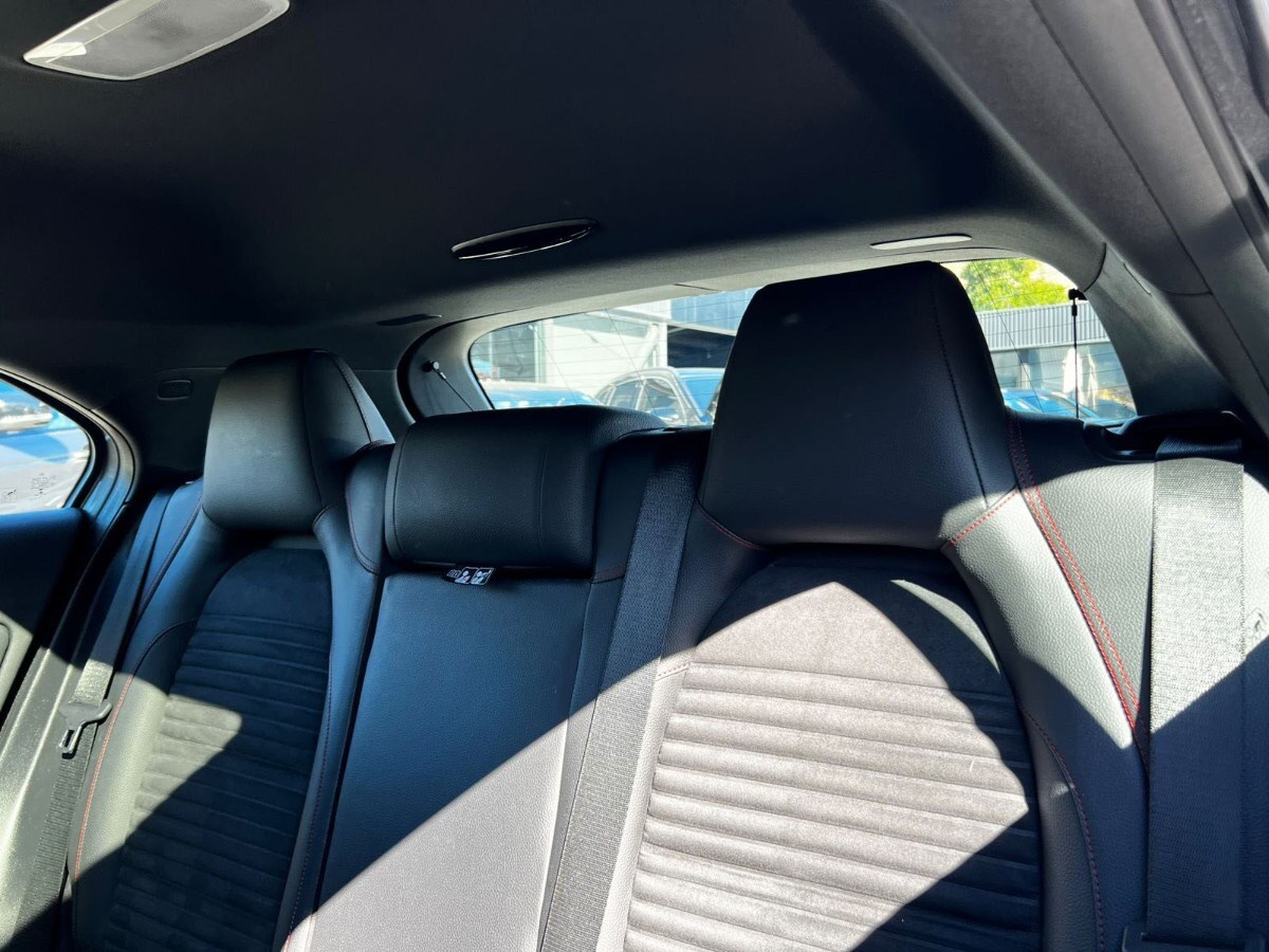 2014 Mercedes Benz A200 miniatura 19