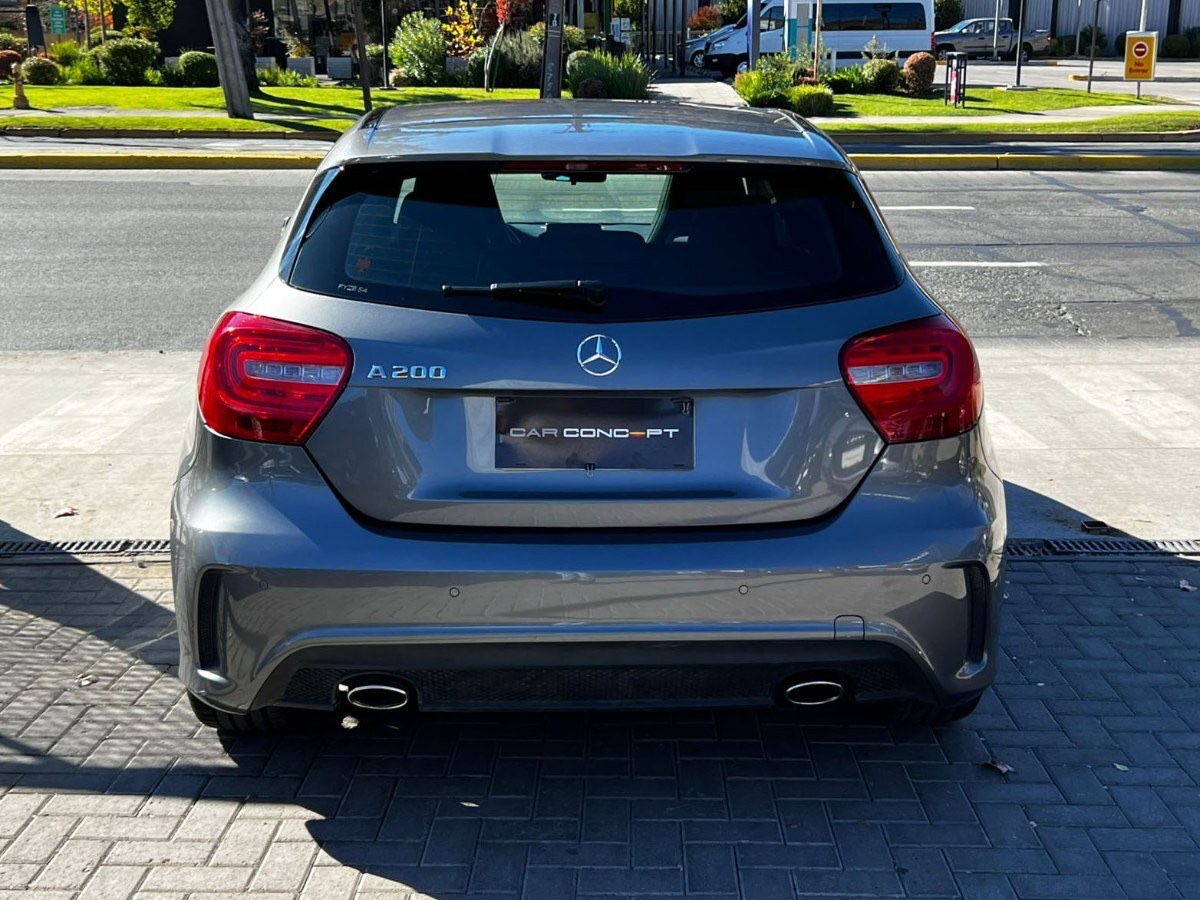 2014 Mercedes Benz A200 miniatura 5