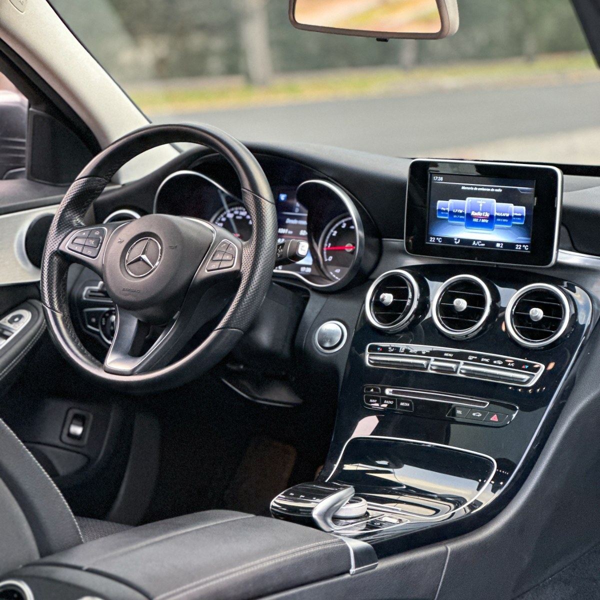 2017 Mercedes Benz C200 miniatura 13