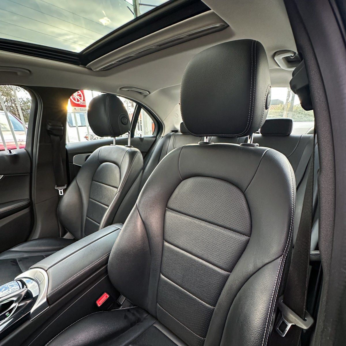 2017 Mercedes Benz C200 miniatura 14