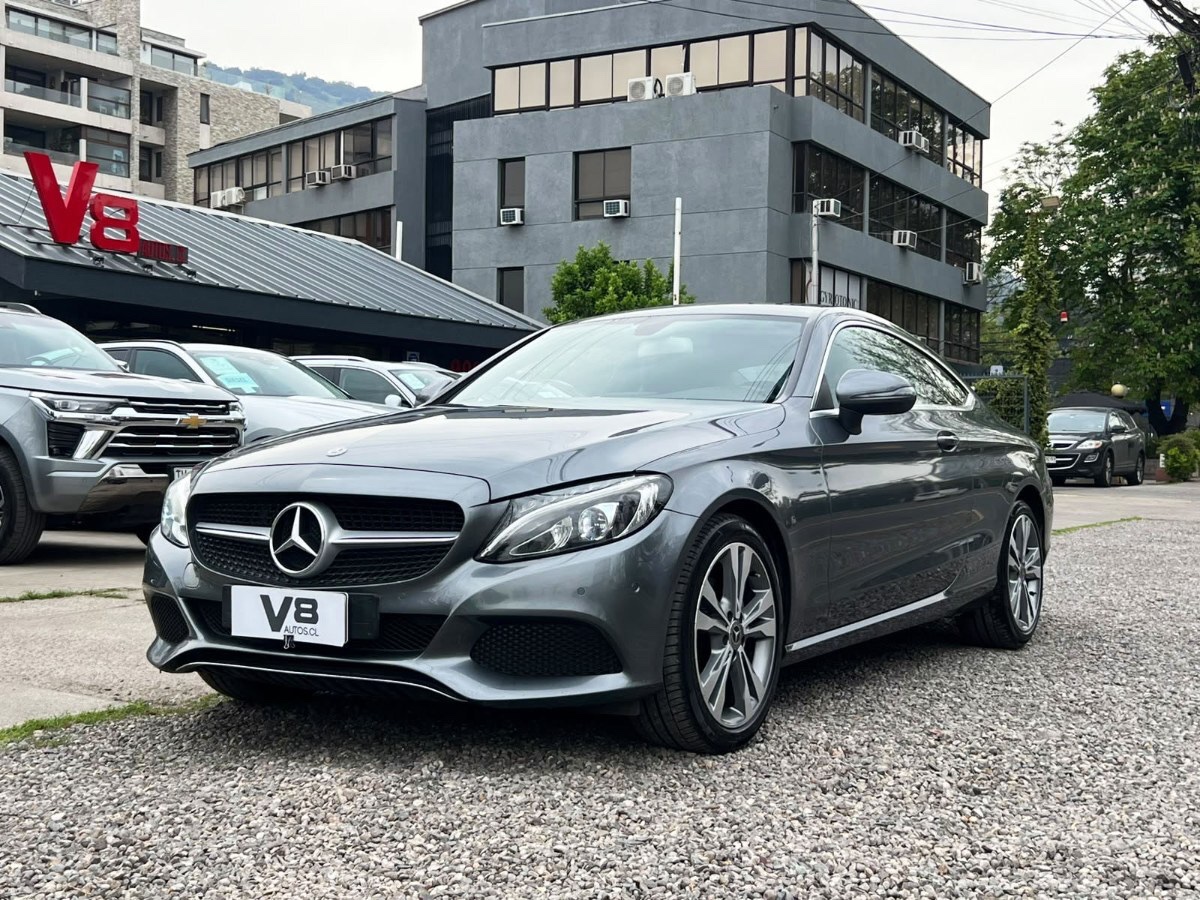 2018 Mercedes Benz C200 imagen 1