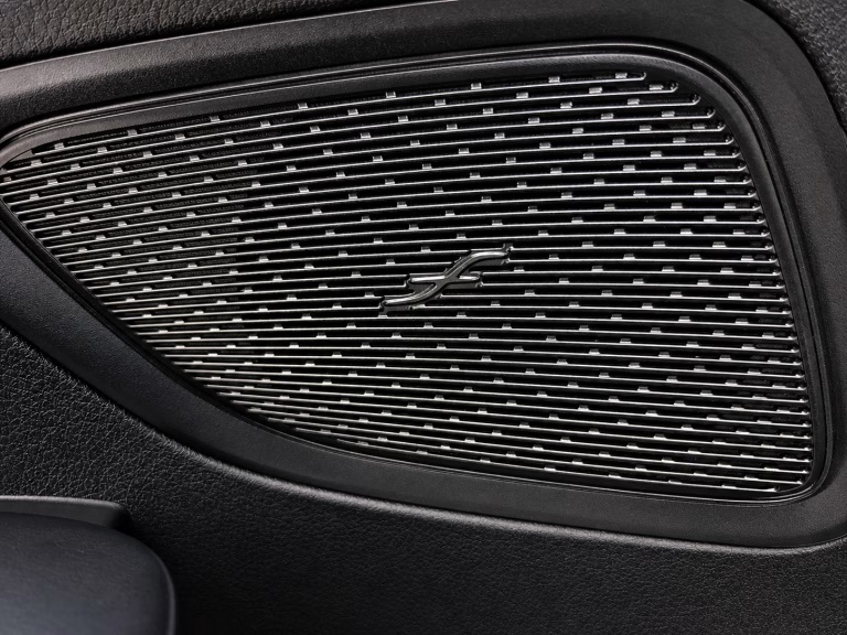 2023 Mercedes Benz C200 miniatura 20