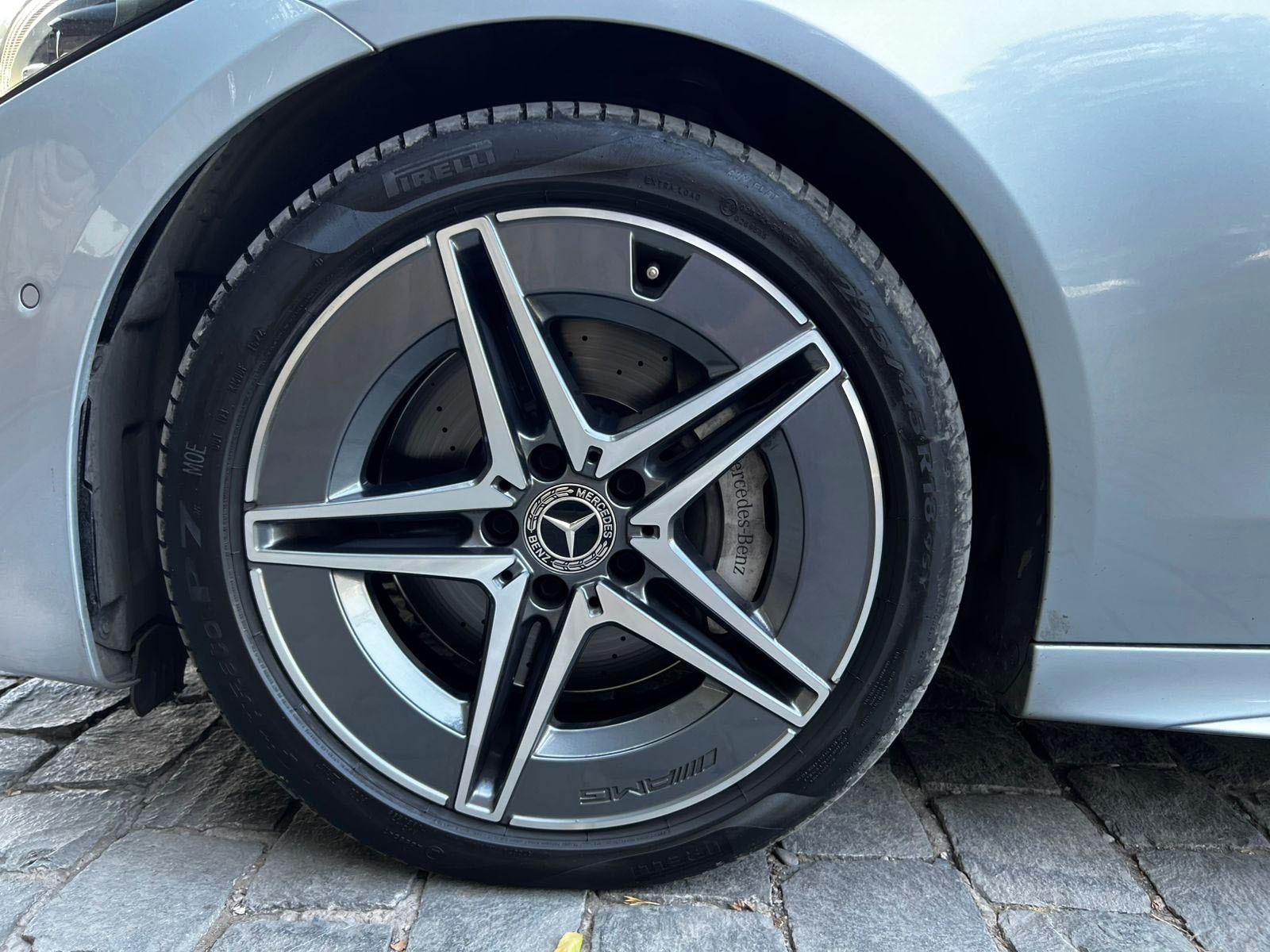 2023 Mercedes Benz C200 miniatura 9