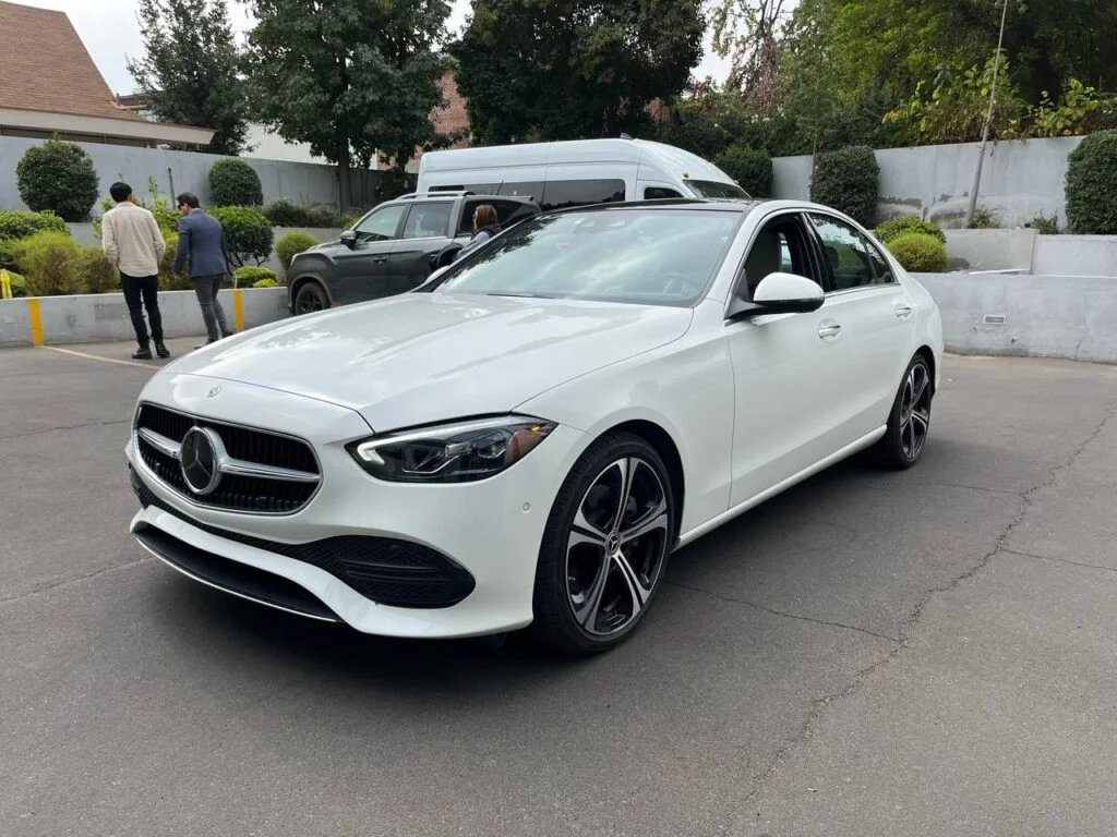 2023 Mercedes Benz C300 imagen 1