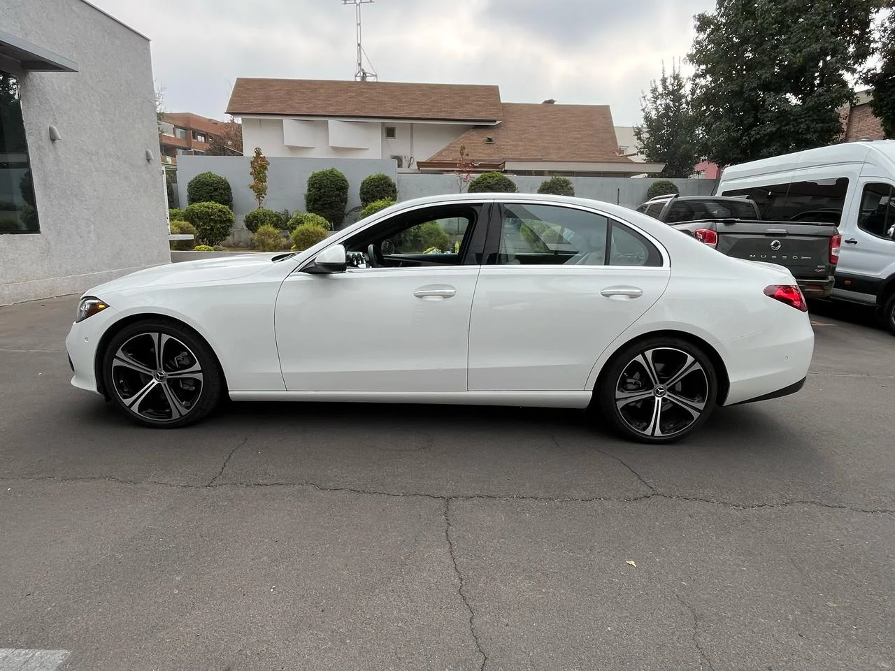 2023 Mercedes Benz C300 miniatura 2