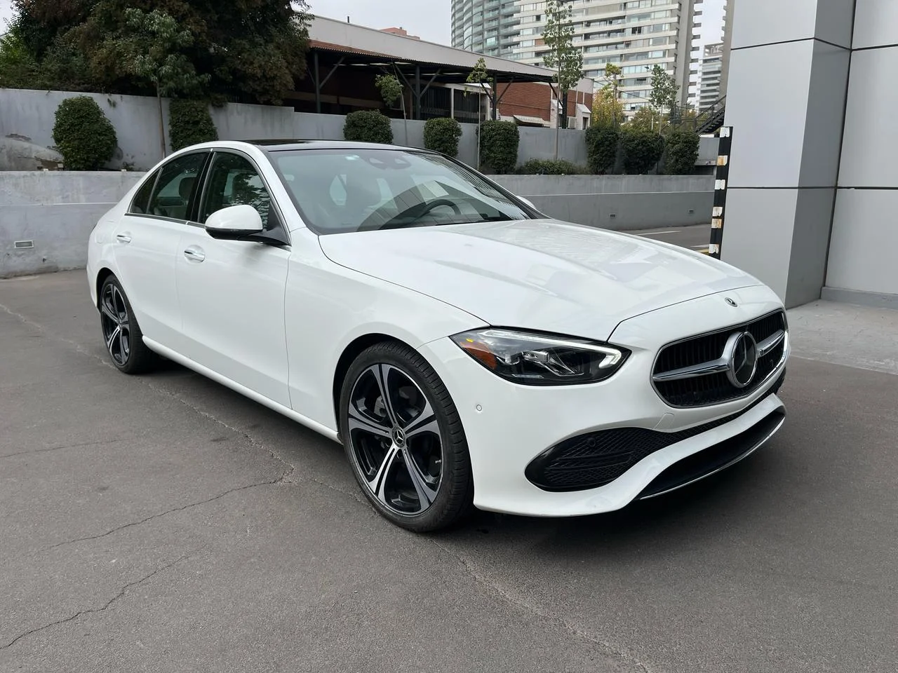 2023 Mercedes Benz C300 miniatura 6