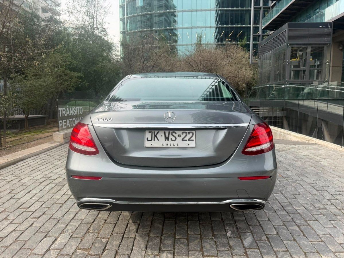 2017 Mercedes Benz E200 miniatura 5
