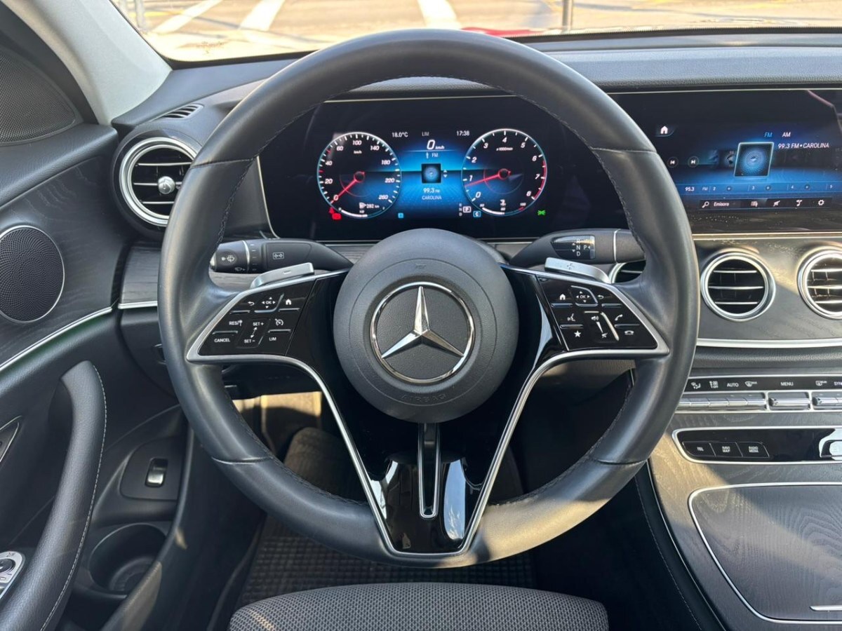 2023 Mercedes Benz E200 miniatura 11