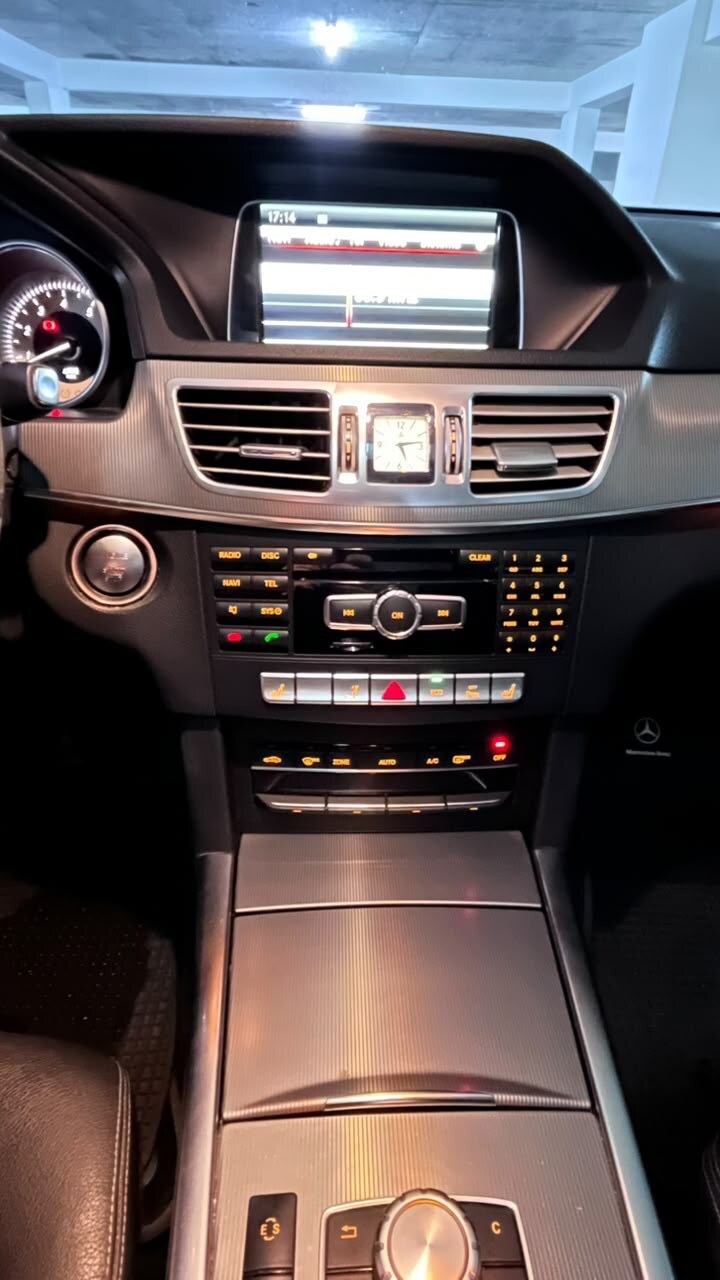 2015 Mercedes Benz E250 miniatura 11