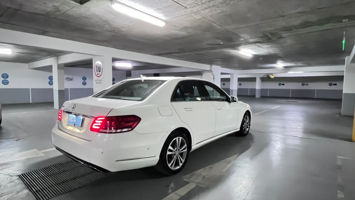 2015 Mercedes Benz E250 miniatura 5