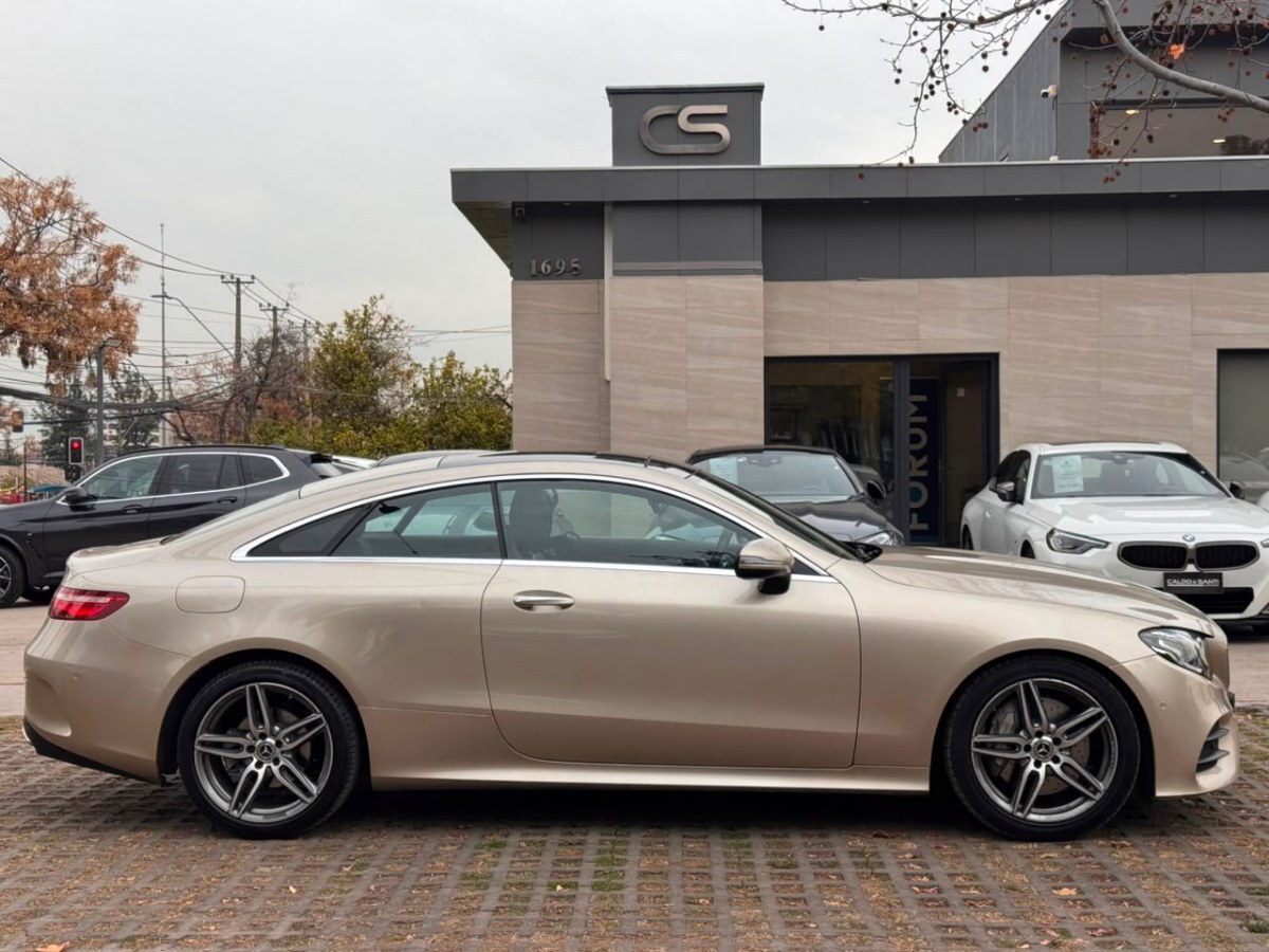 2019 Mercedes Benz E300 miniatura 4