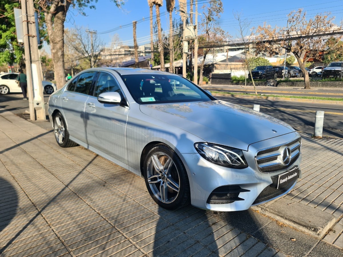 2019 Mercedes Benz E300 imagen 1