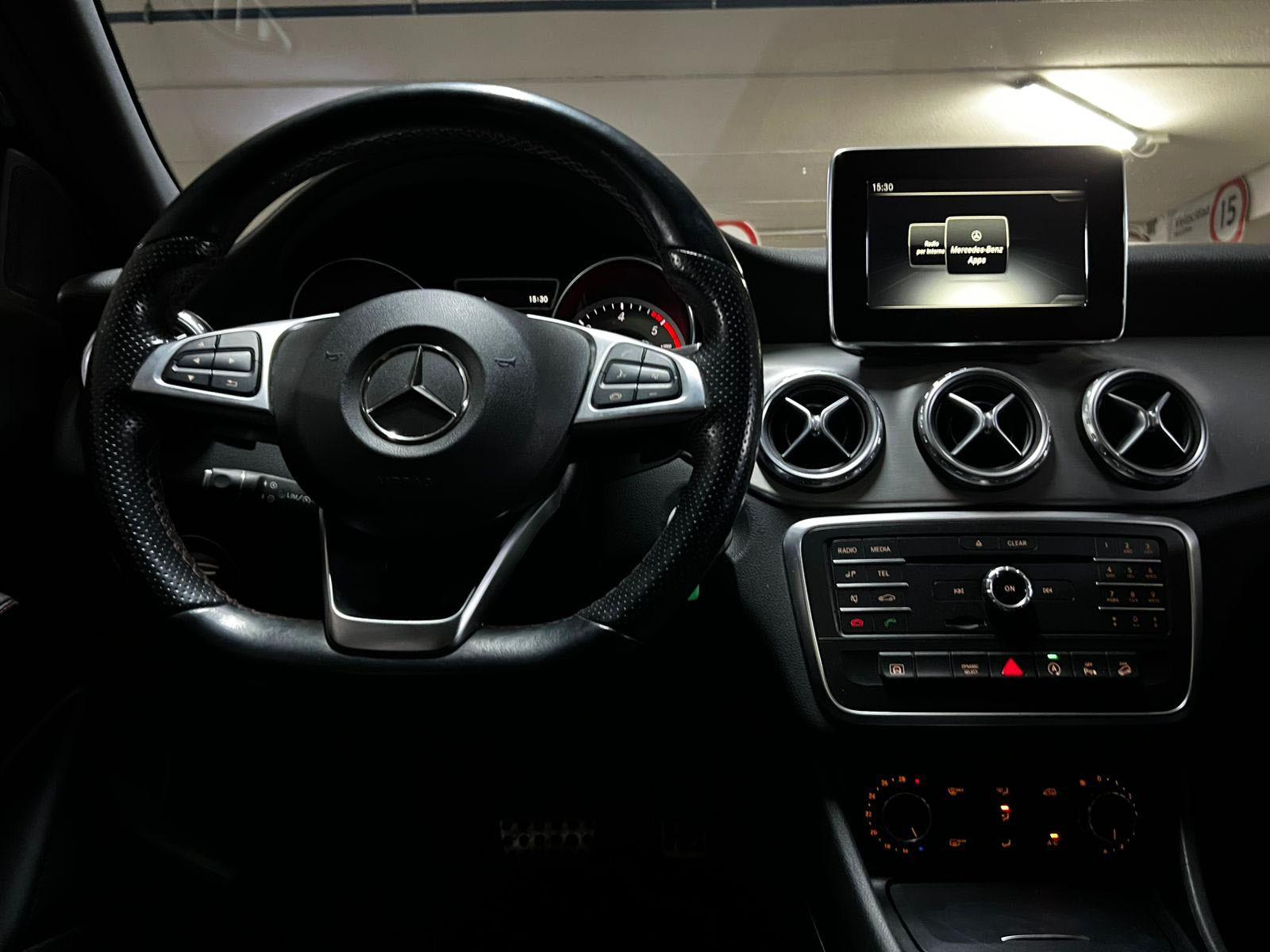 2017 Mercedes Benz GLA 220 D miniatura 8