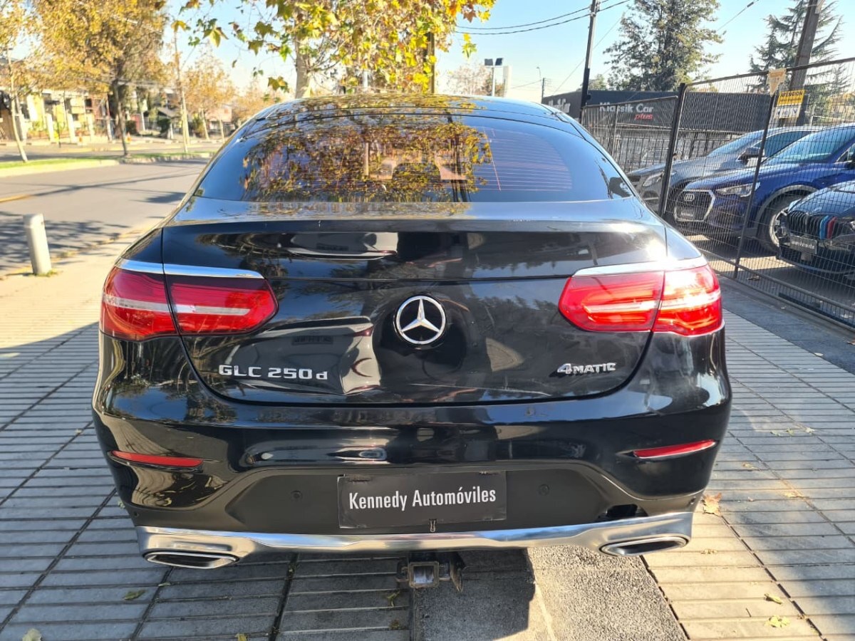 2019 Mercedes Benz GLC 250D miniatura 12
