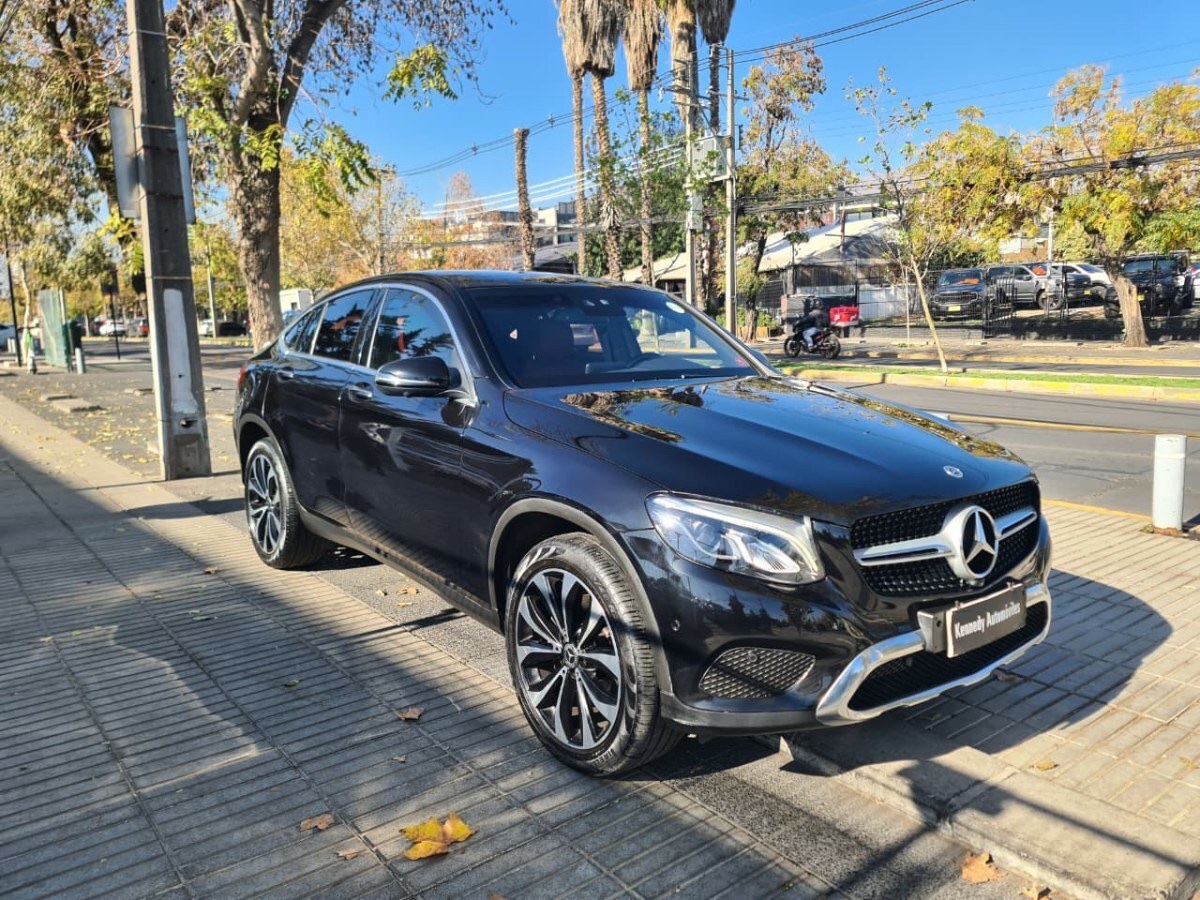 2019 Mercedes Benz GLC 250D miniatura 2