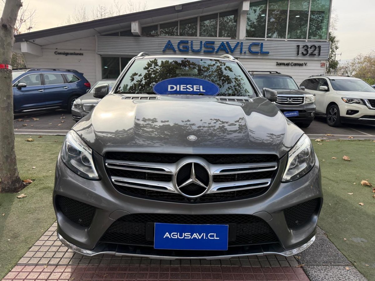 2017 Mercedes Benz GLE 350D miniatura 2