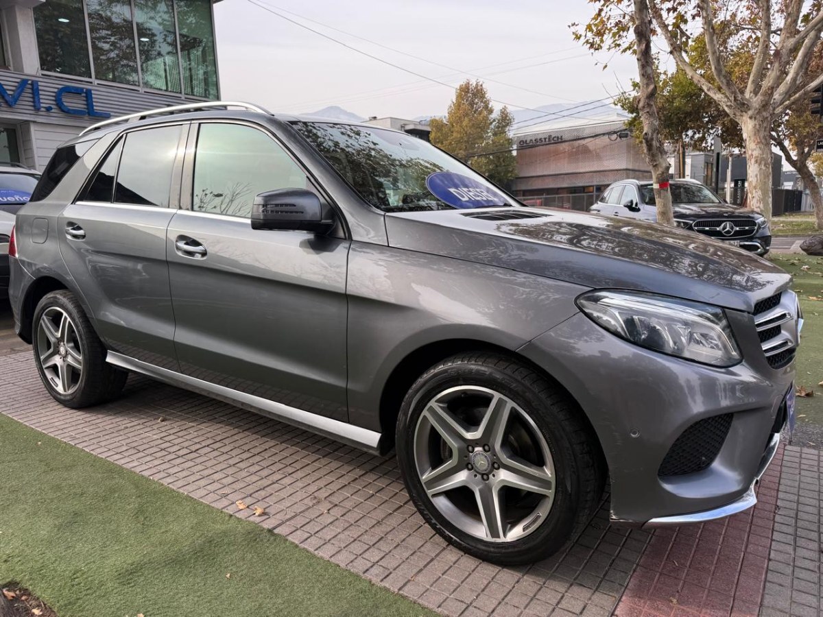 2017 Mercedes Benz GLE 350D miniatura 3