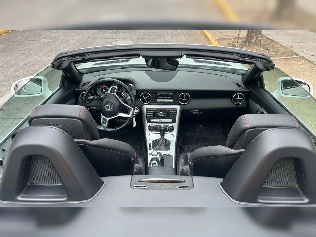 2015 Mercedes Benz SLK200 miniatura 9