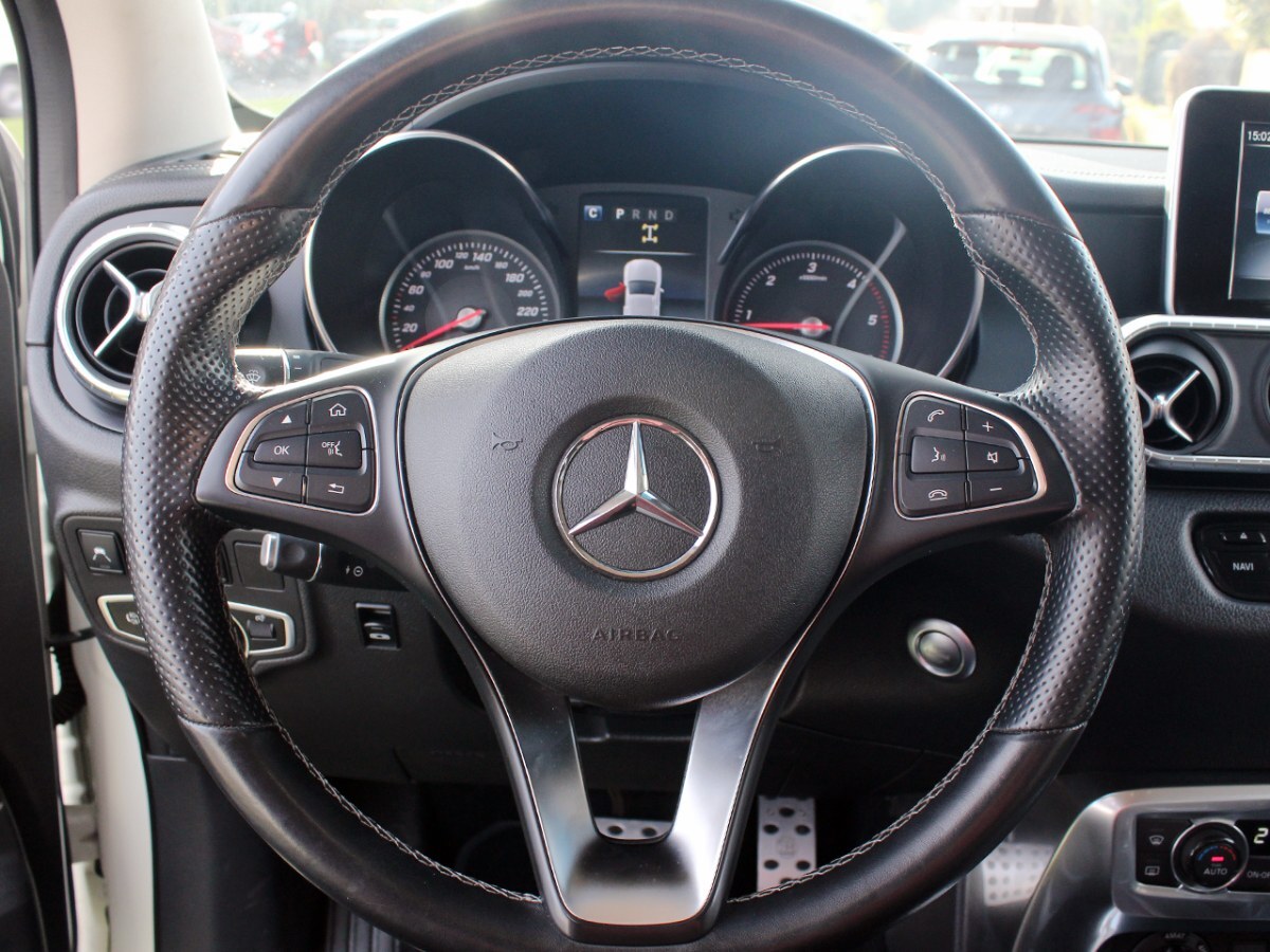 2020 Mercedes Benz X350 miniatura 8