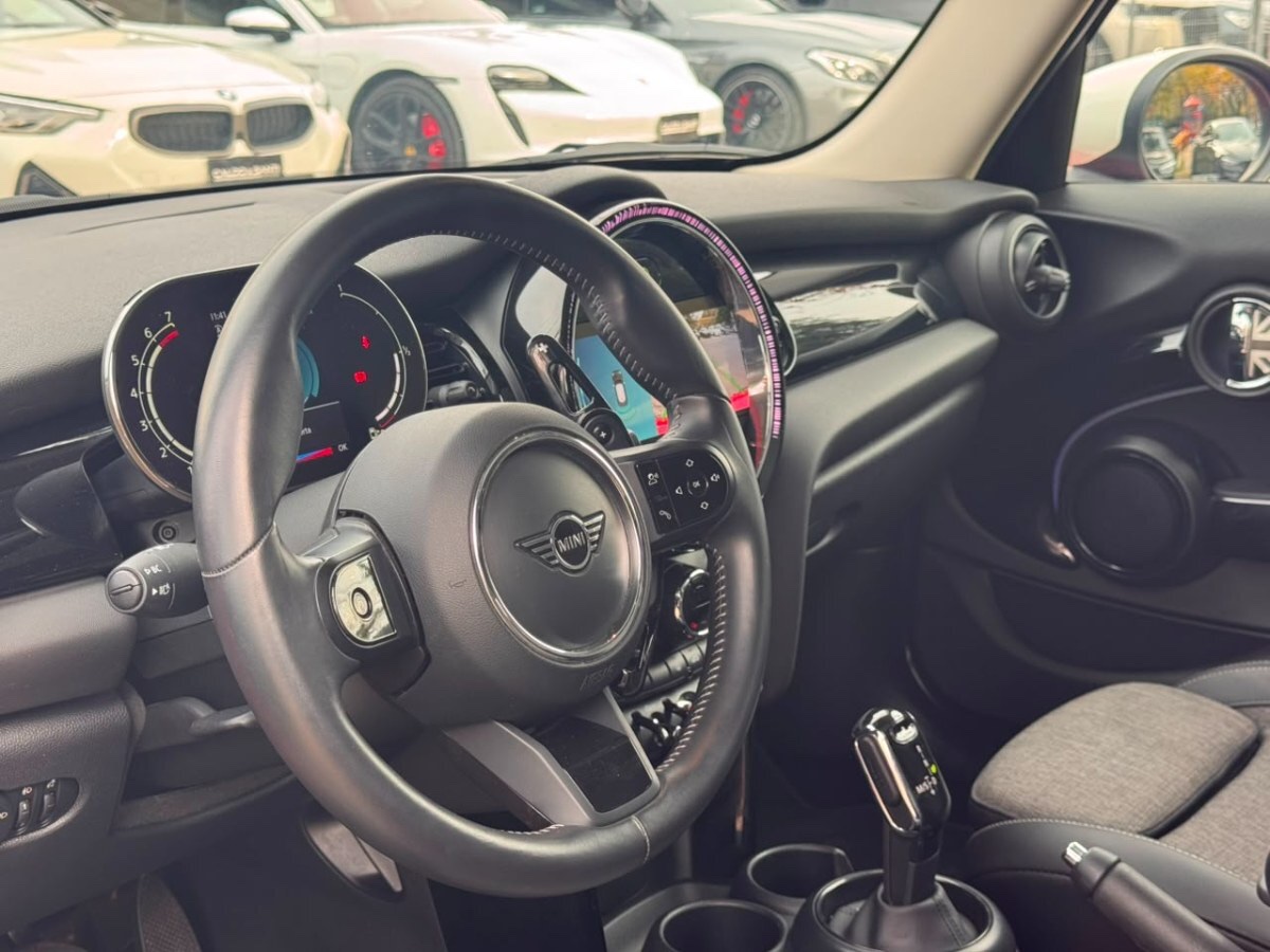 2024 Mini Cooper miniatura 9