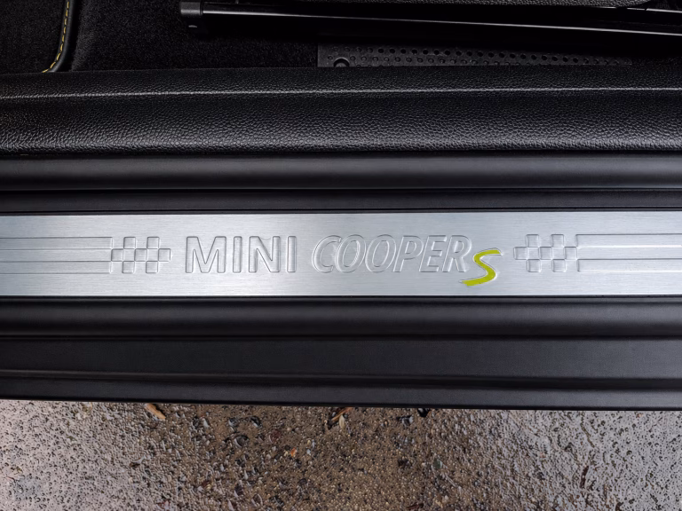 2024 Mini Cooper SE miniatura 10