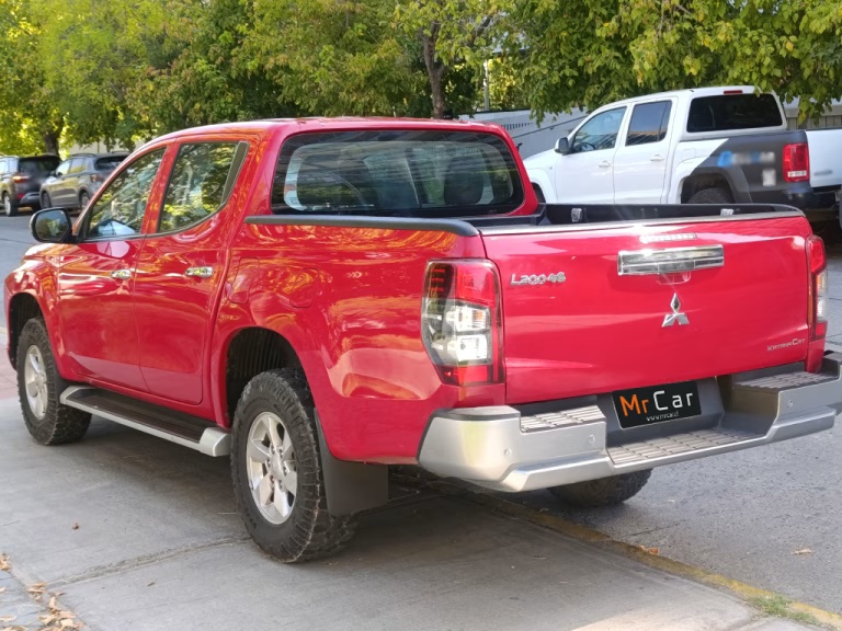 2024 Mitsubishi L200 miniatura 4