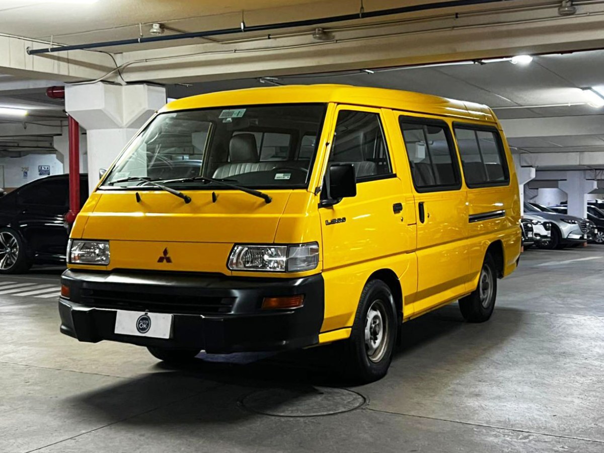 2008 Mitsubishi L300 miniatura 3