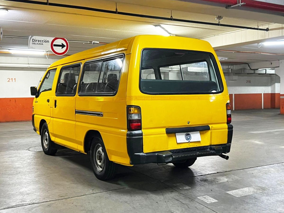 2008 Mitsubishi L300 miniatura 4