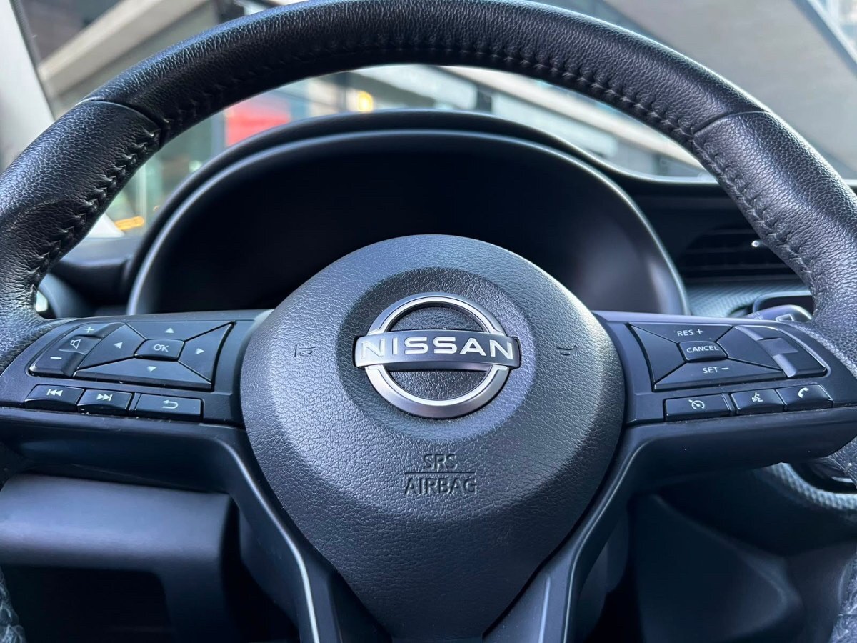2025 Nissan Kicks miniatura 10