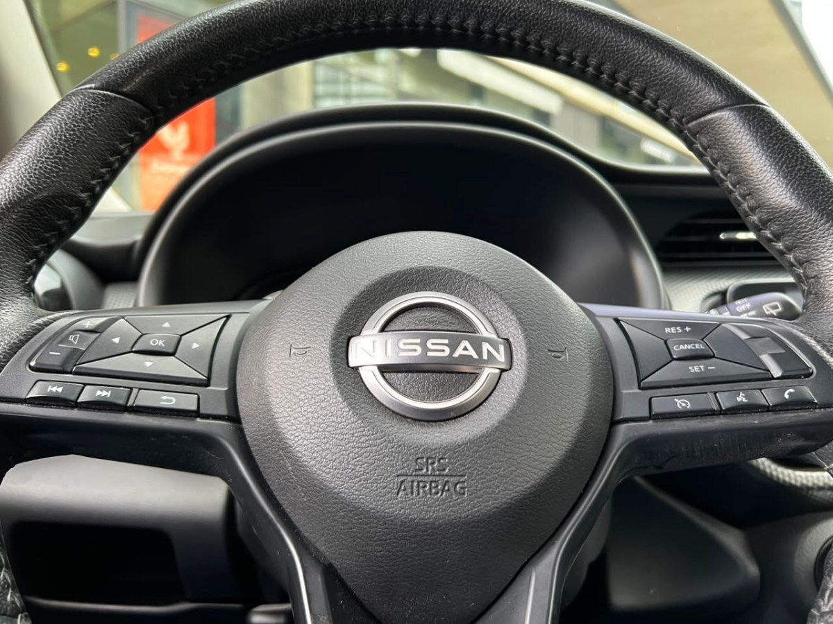 2025 Nissan Kicks miniatura 11