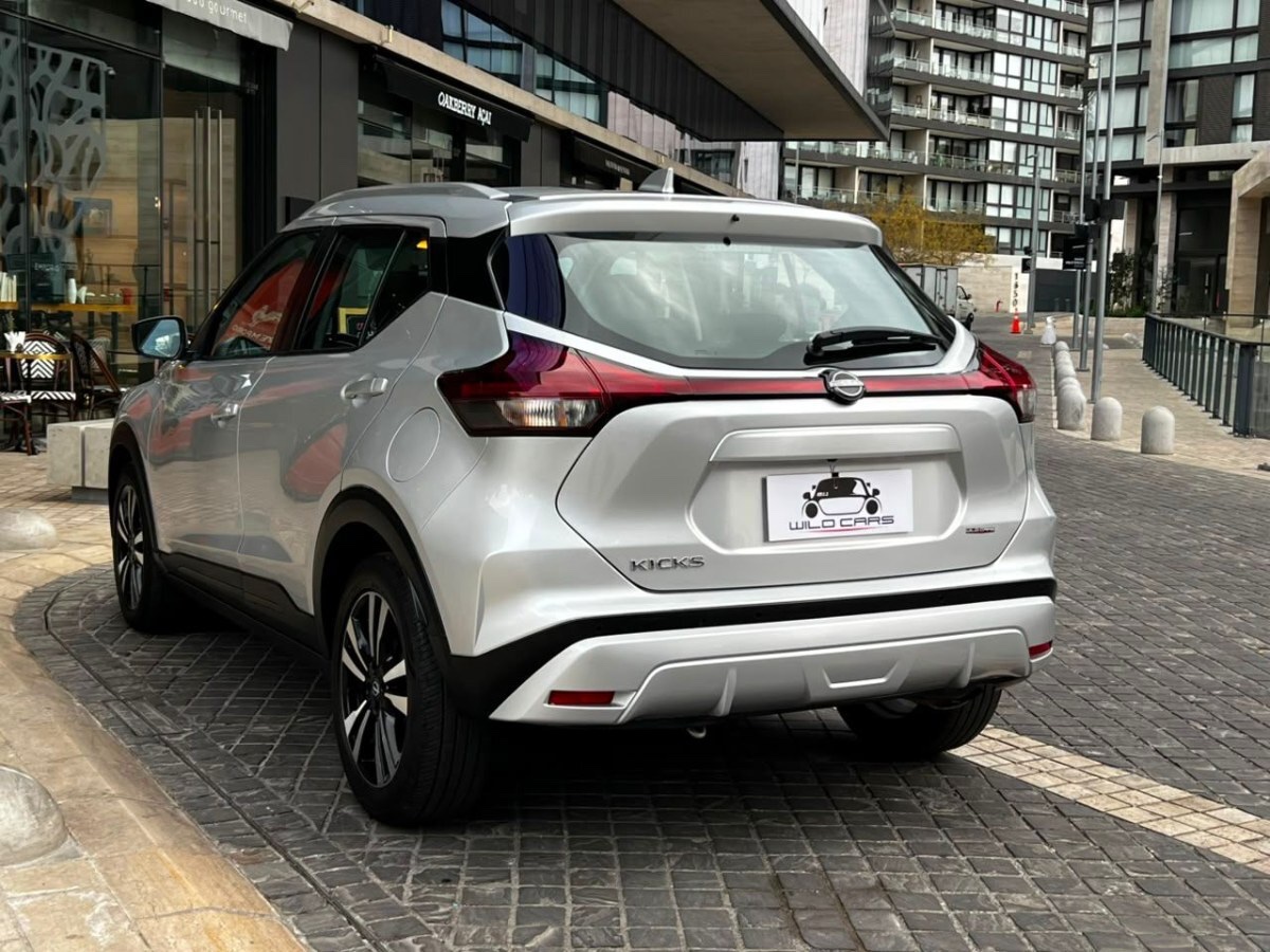 2025 Nissan Kicks miniatura 6