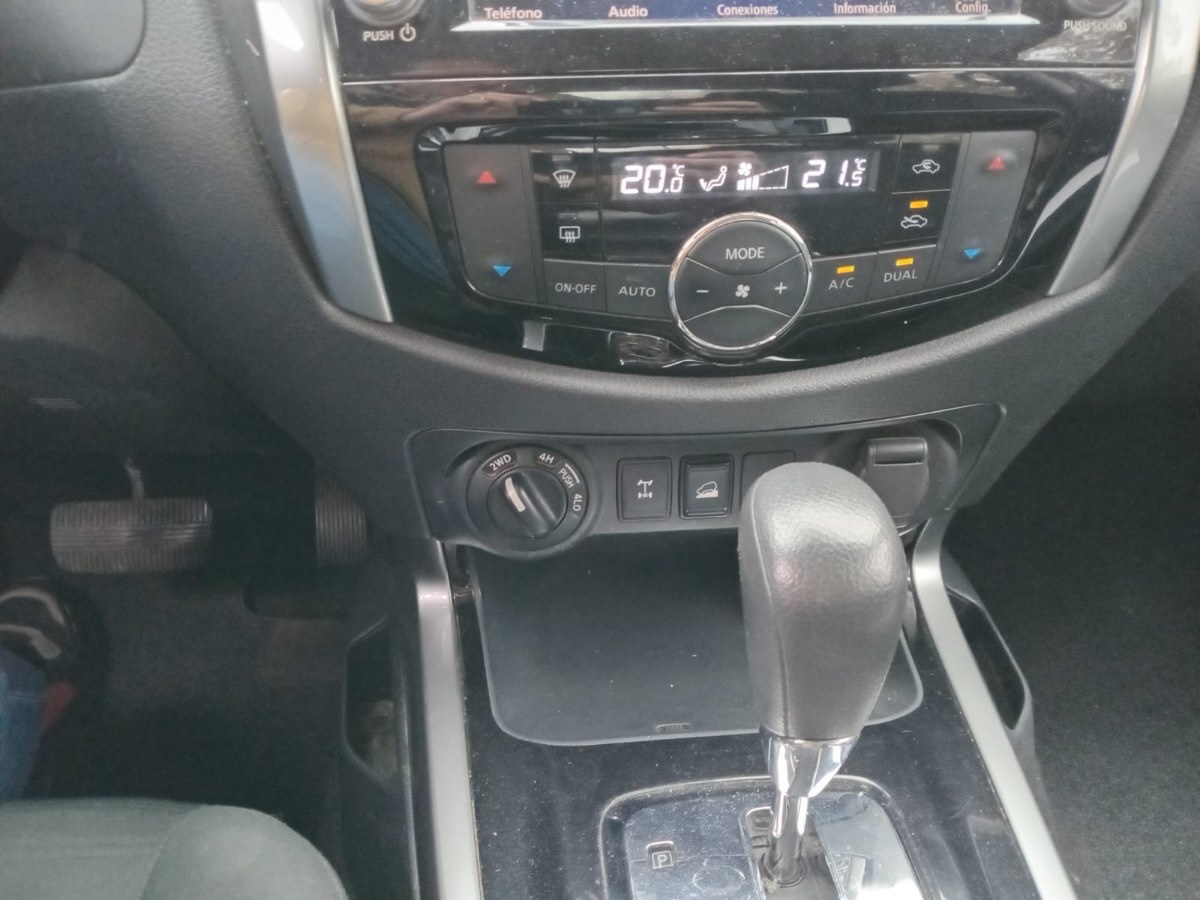 2023 Nissan Navara miniatura 11