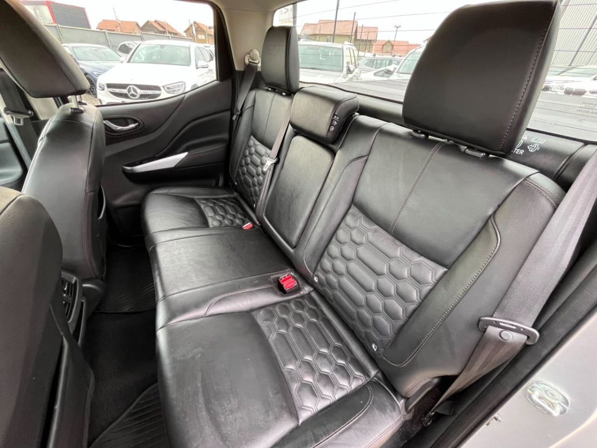 2023 Nissan Navara Platinum miniatura 16