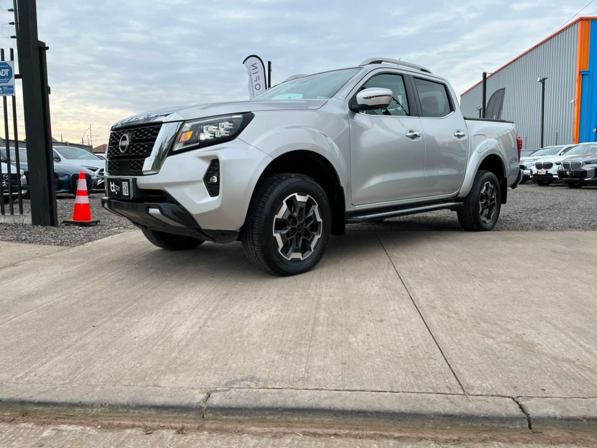 2023 Nissan Navara Platinum miniatura 7