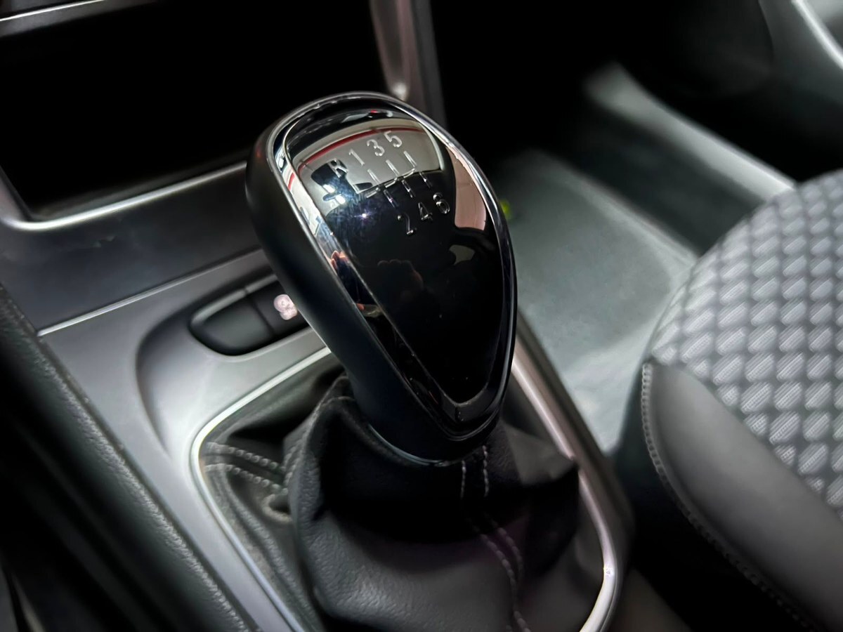 2020 Opel Astra miniatura 10