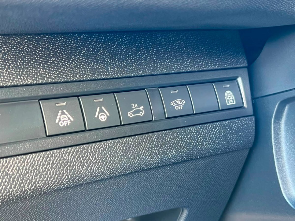 2024 Peugeot 3008 GT miniatura 19